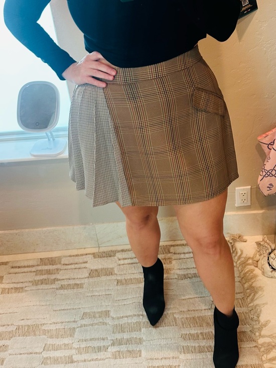 Sugarlips Dresses & Skirts - NWT Sugarlips Brown Pleated Plaid Mini Skirt Size Large